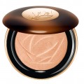 Lancome Teint Idole Ultra Wear rozwietlacz 02 Medium Glow 10g