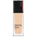 Shiseido Synchro Skin Radiant Lifting Foundation SPF30 rozświetlająco-liftingujący podkład 140 Porcelain 30ml  Shiseido Synchro Skin Radiant Lifting Foundation SPF30 rozświetlająco-liftingujący podkład 140 Porcelain 30ml