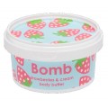 Bomb Cosmetics Strawberry & Cream Prefect Body Butter maso do ciaa Truskawka & mietana 200ml